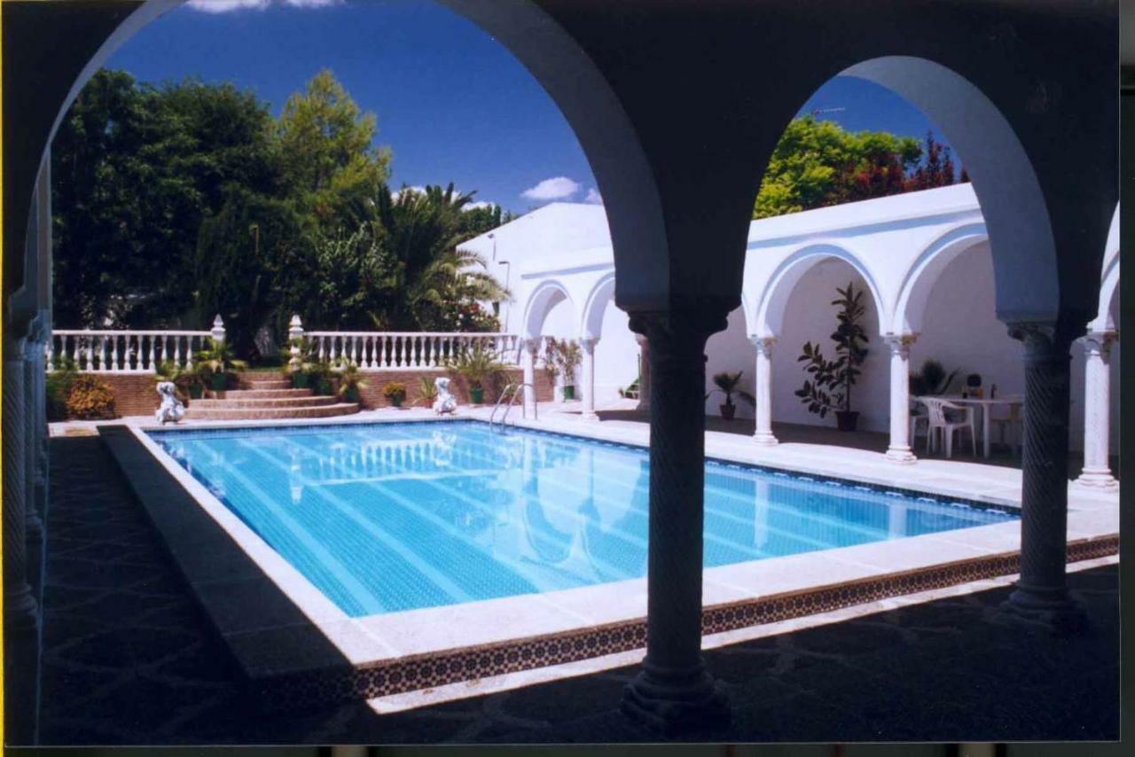 Villa Del Manzano Villanueva del Ariscal Dış mekan fotoğraf