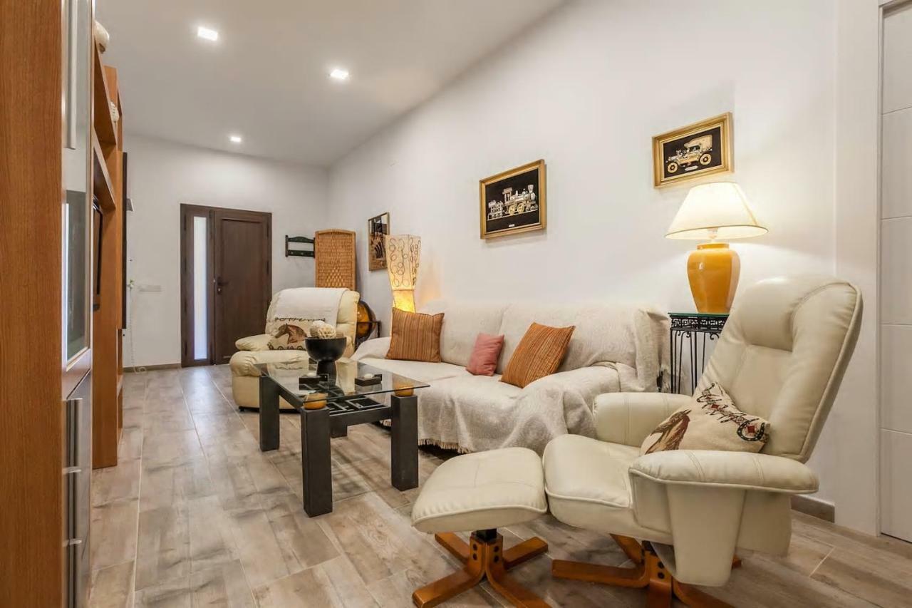 Villa Del Manzano Villanueva del Ariscal Dış mekan fotoğraf