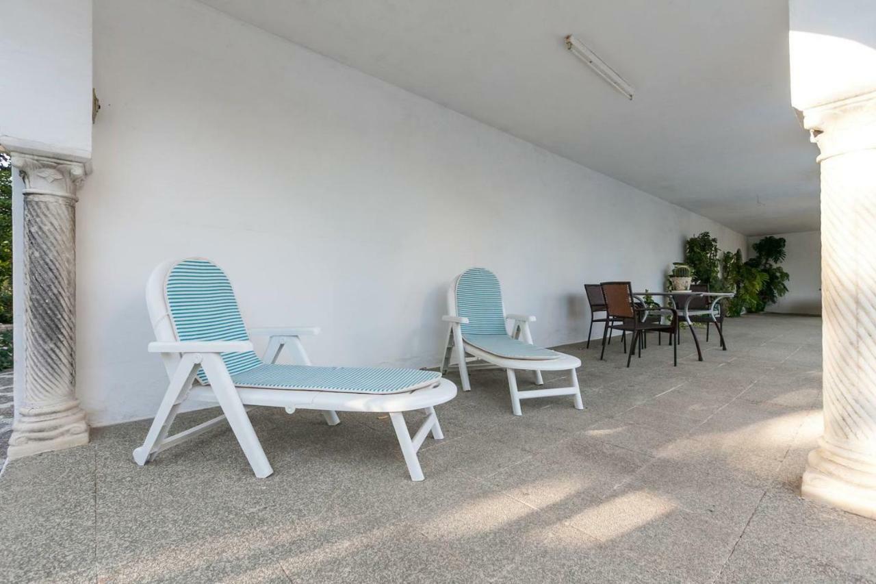 Villa Del Manzano Villanueva del Ariscal Dış mekan fotoğraf